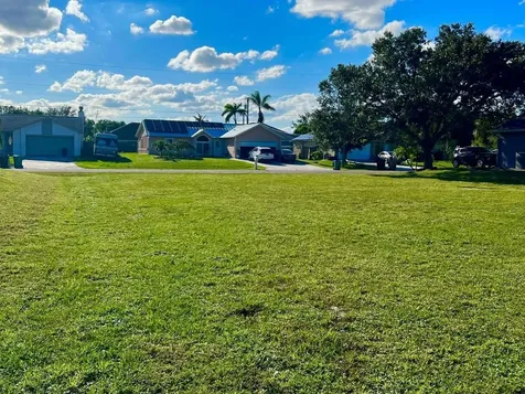 3813 SW Kakopo Street Port St Lucie FL 34953