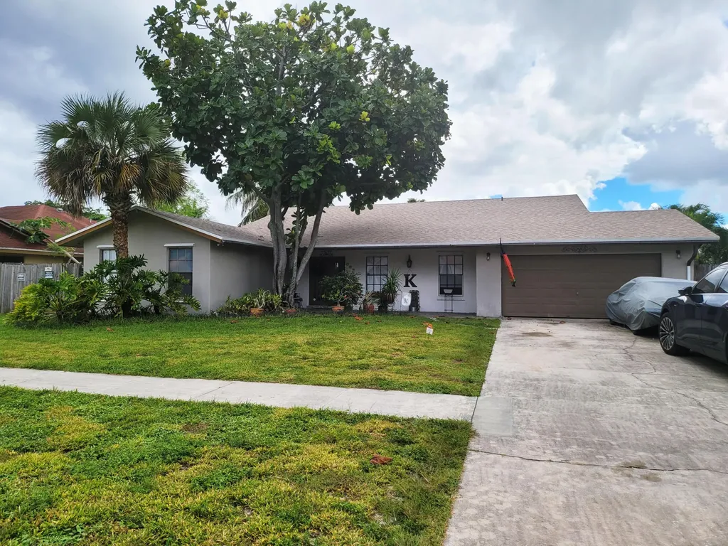 195 Ponce De Leon Street Royal Palm Beach FL 33411