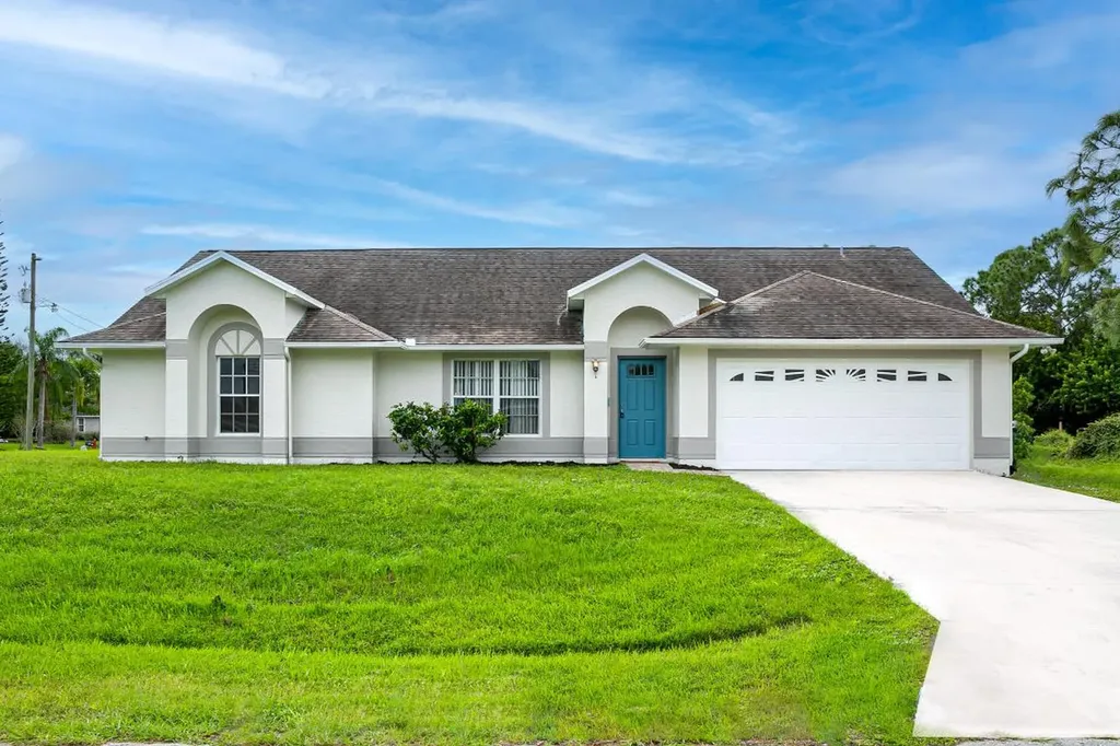 602 NW Placid Avenue Port St Lucie FL 34983