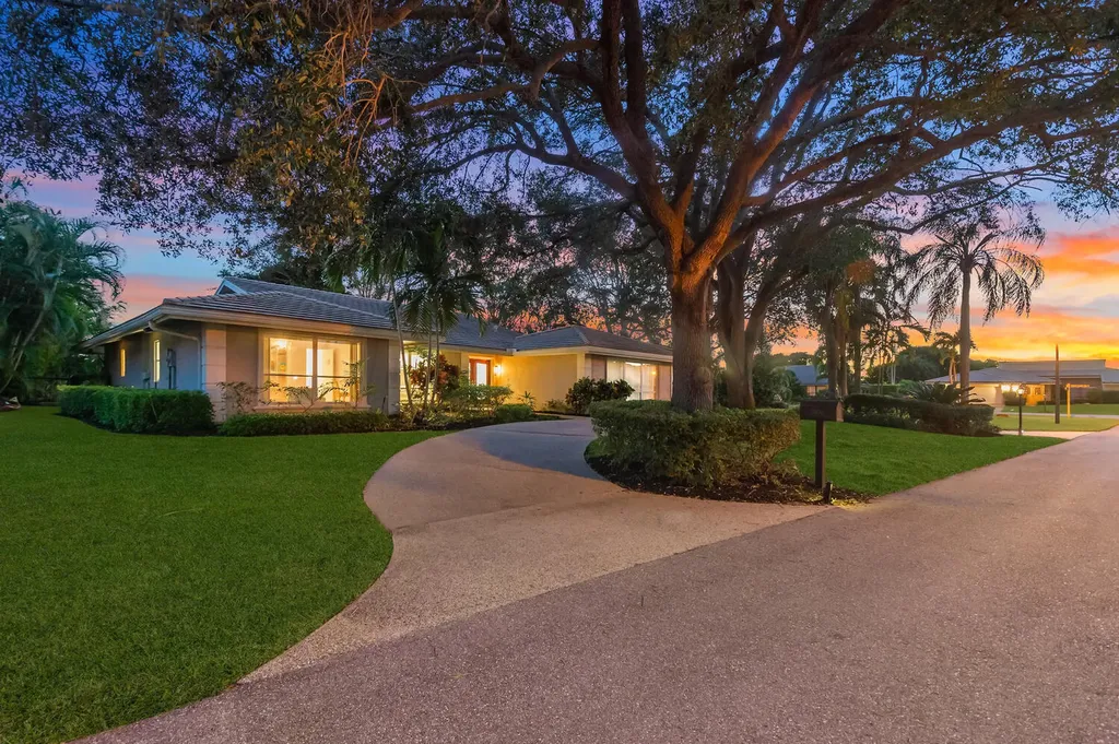 3500 Pine Lake Court Delray Beach FL 33445