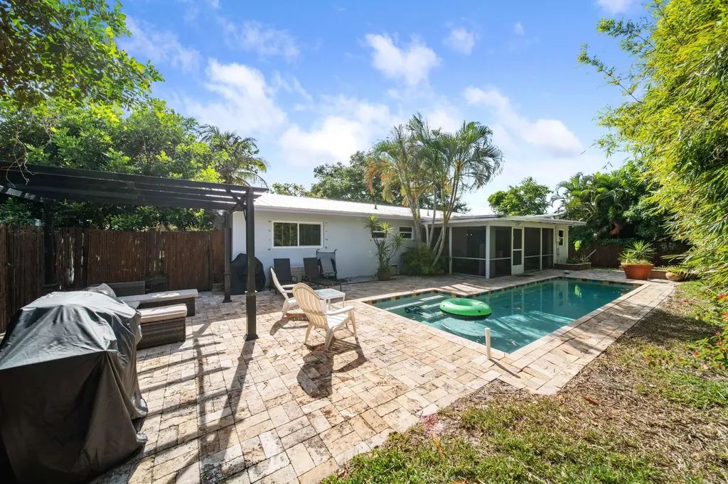367 W Riverside Drive Jupiter FL 33469