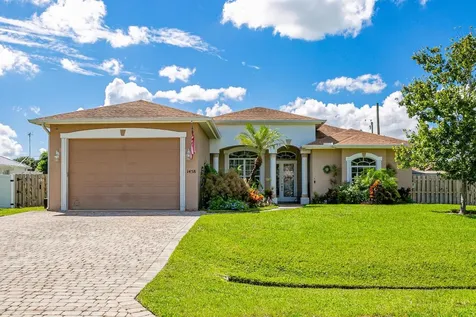 1458 SW Goodman Avenue Port St Lucie FL 34953
