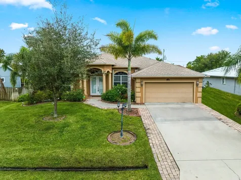 1126 SW Fargo Avenue Port St Lucie FL 34953