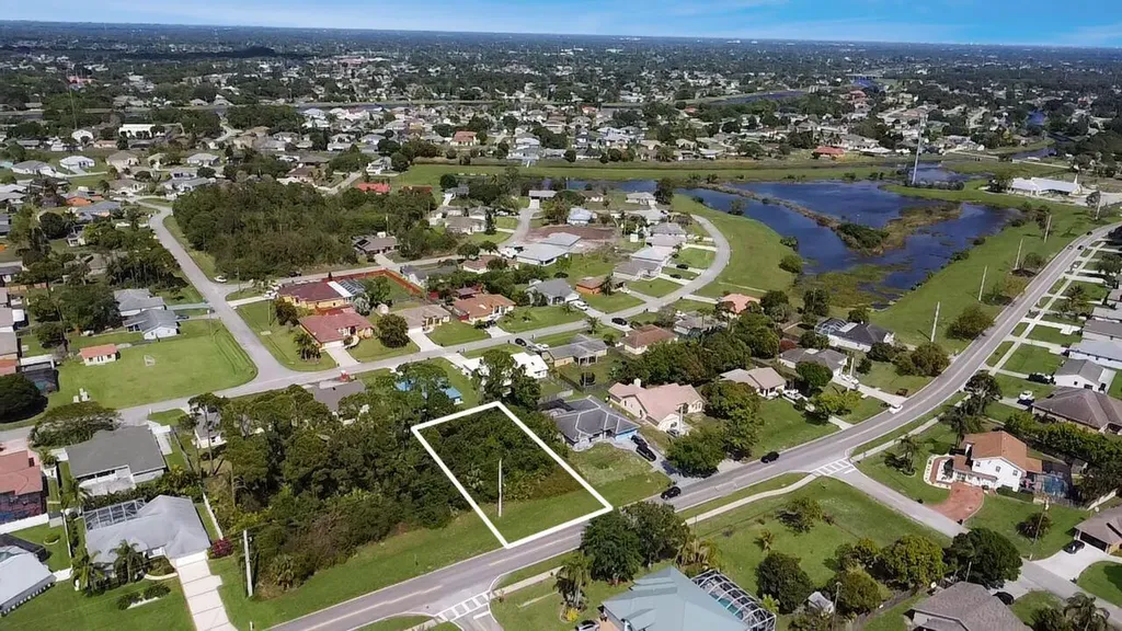 122 SW Tulip Boulevard Port St Lucie FL 34953