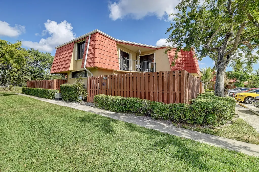 8337 Trent Court Boca Raton FL 33433