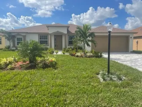 442 SW Vista Lake Drive Port St Lucie FL 34953