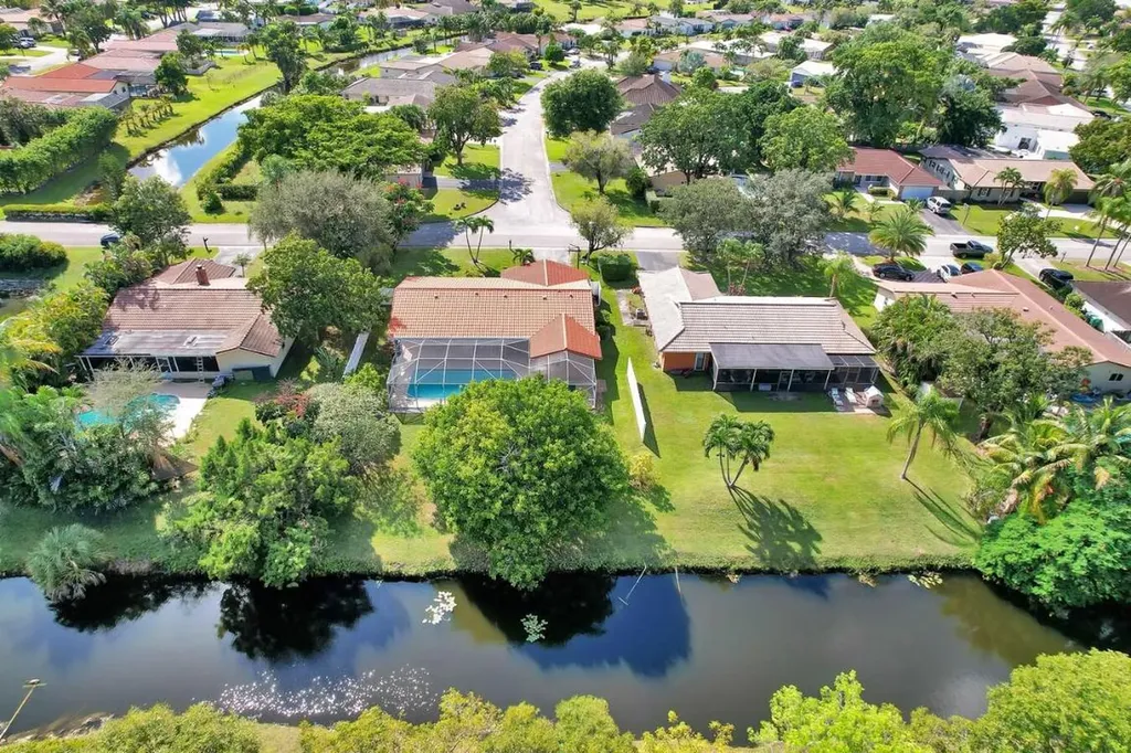 8257 NW 20th Street Coral Springs FL 33071