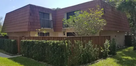 721 Buttonwood Lane Boynton Beach FL 33436