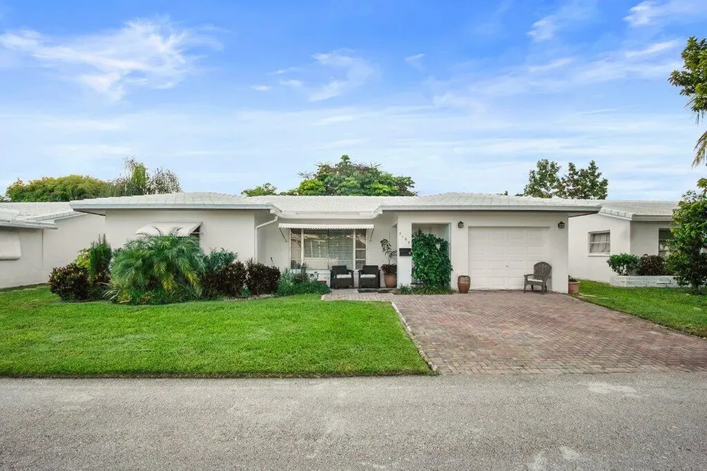 7109 NW 68th Avenue Tamarac FL 33321