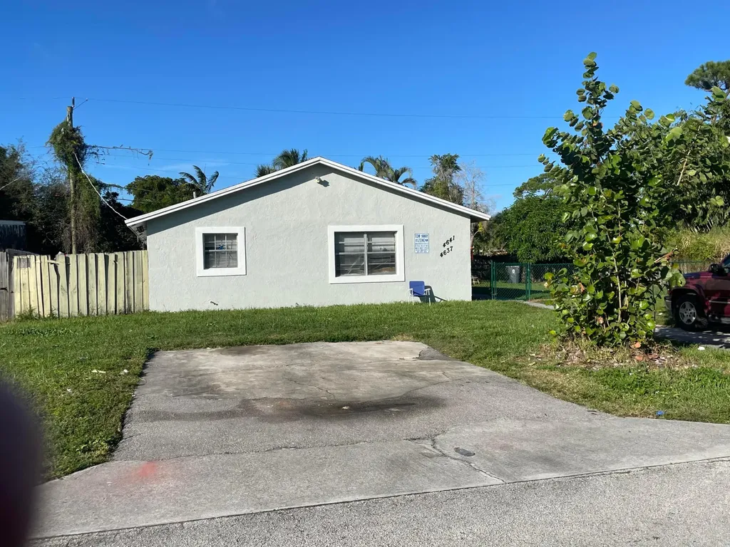 4637 Boatman Street Lake Worth FL 33463