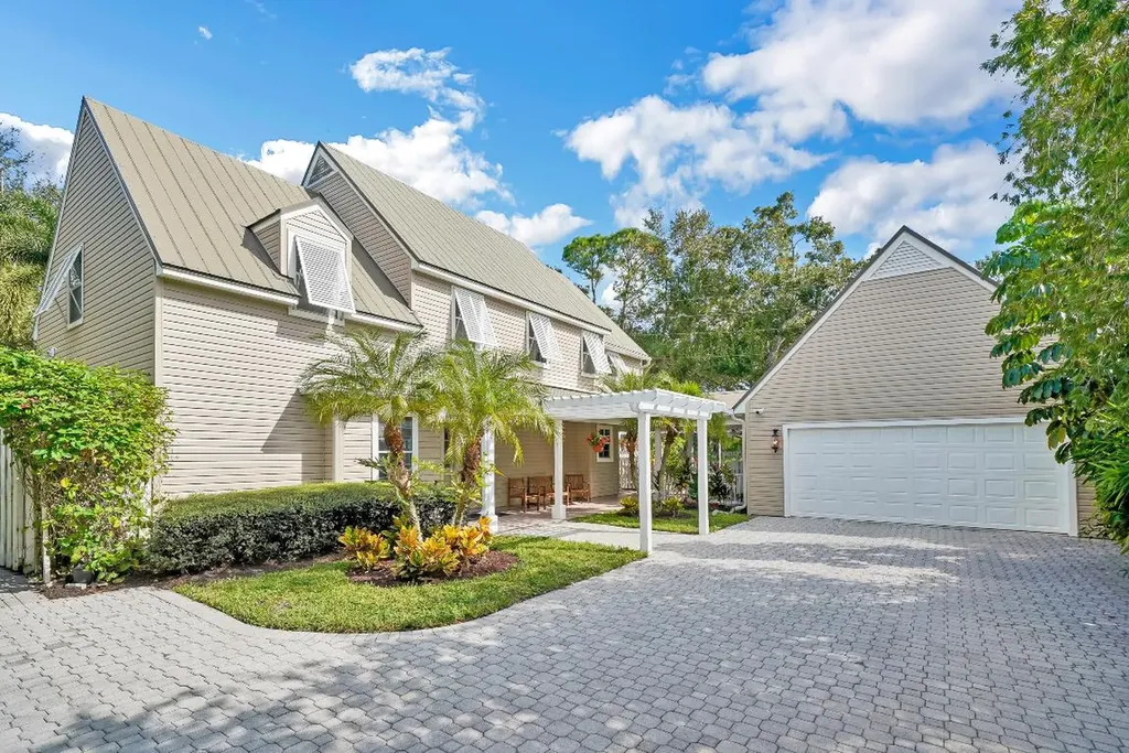 221 Shorewood Way Jupiter FL 33458