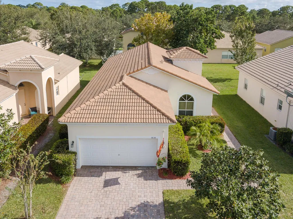 5638 Sunberry Circle Fort Pierce FL 34951