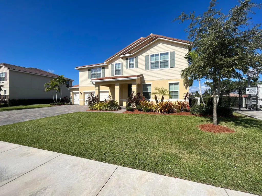 11991 Cypress Key Way Royal Palm Beach FL 33411