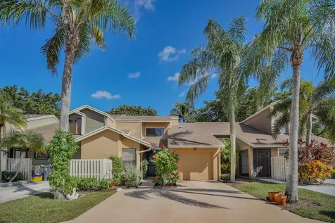22426 Thousand Pines Lane Boca Raton FL 33428