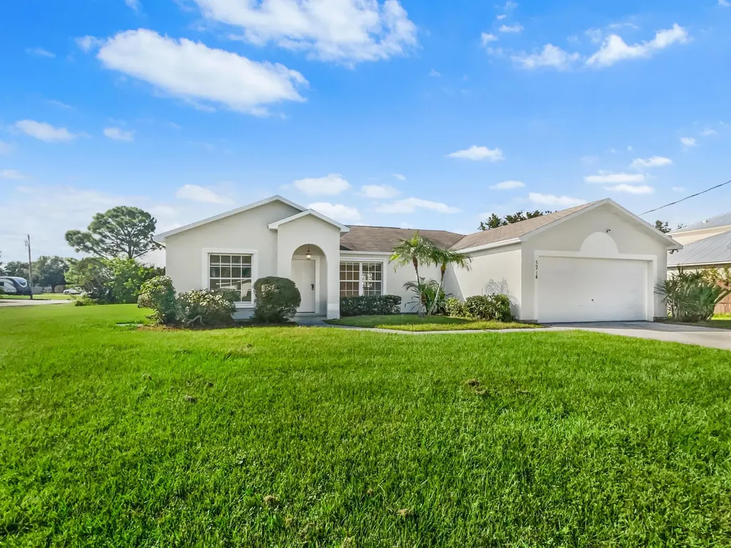 5214 NW West Piper Circle Port St Lucie FL 34986
