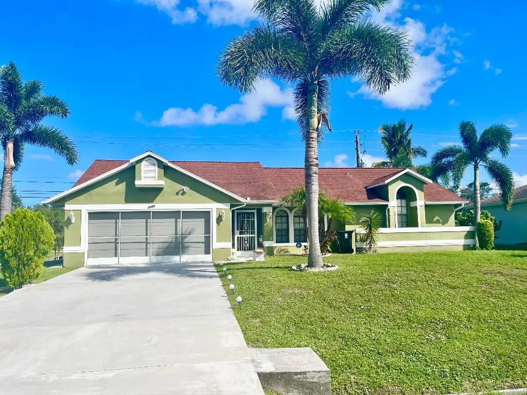 3049 SE Wake Road Port St Lucie FL 34984