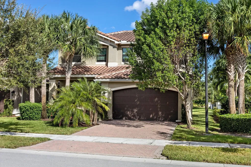 14018 Gold Tigereye Trail Delray Beach FL 33446