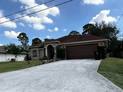 2471 SW Madiera Street Port St Lucie FL 34953