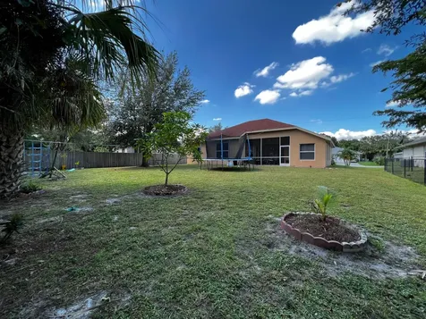2471 SW Madiera Street Port St Lucie FL 34953