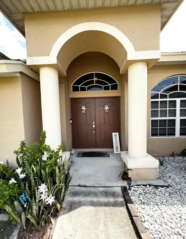 2471 SW Madiera Street Port St Lucie FL 34953