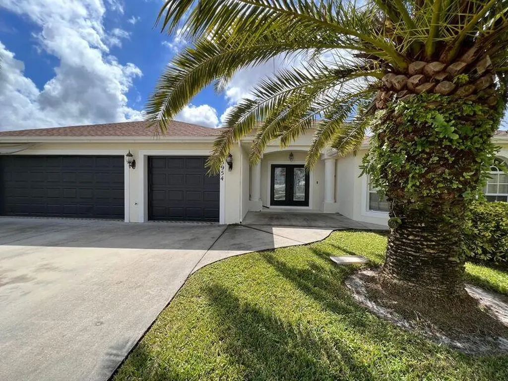 5954 NW Wolverine Road Port St Lucie FL 34986