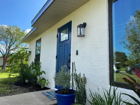 484 Avenue R SW Moore Haven FL 33471