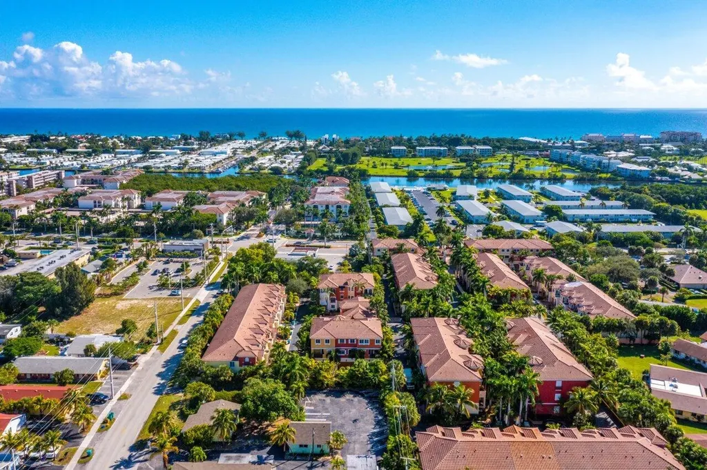 1600 Coastal Bay Boulevard Boynton Beach FL 33435