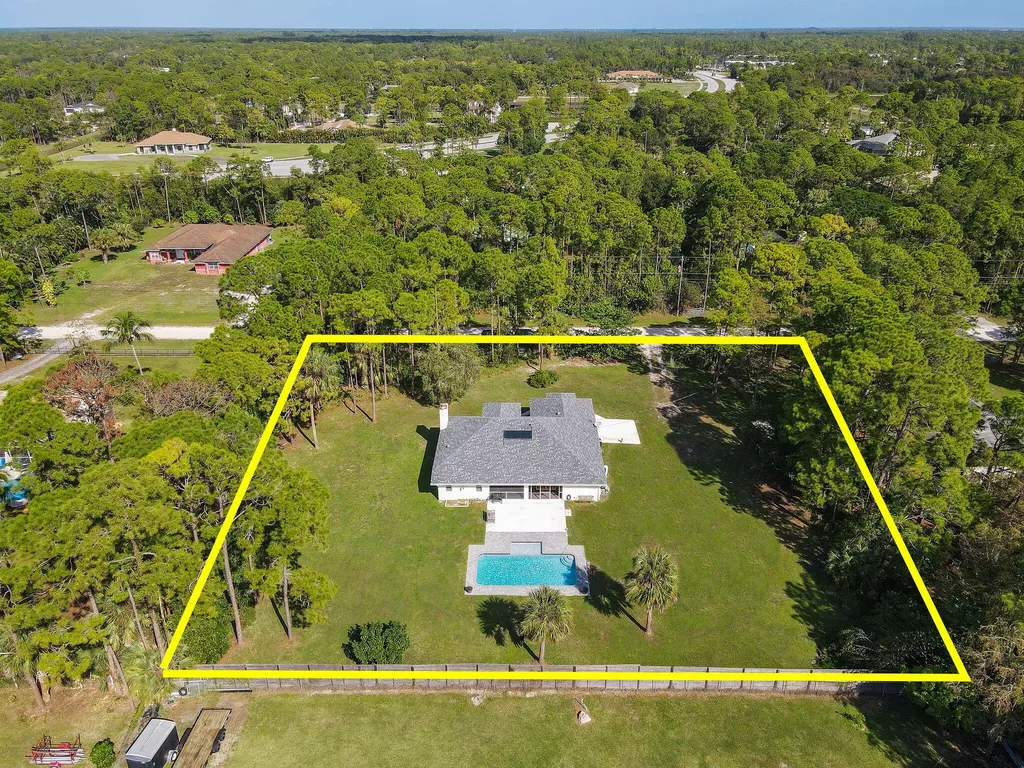 16154 Tangerine Boulevard Loxahatchee FL 33470