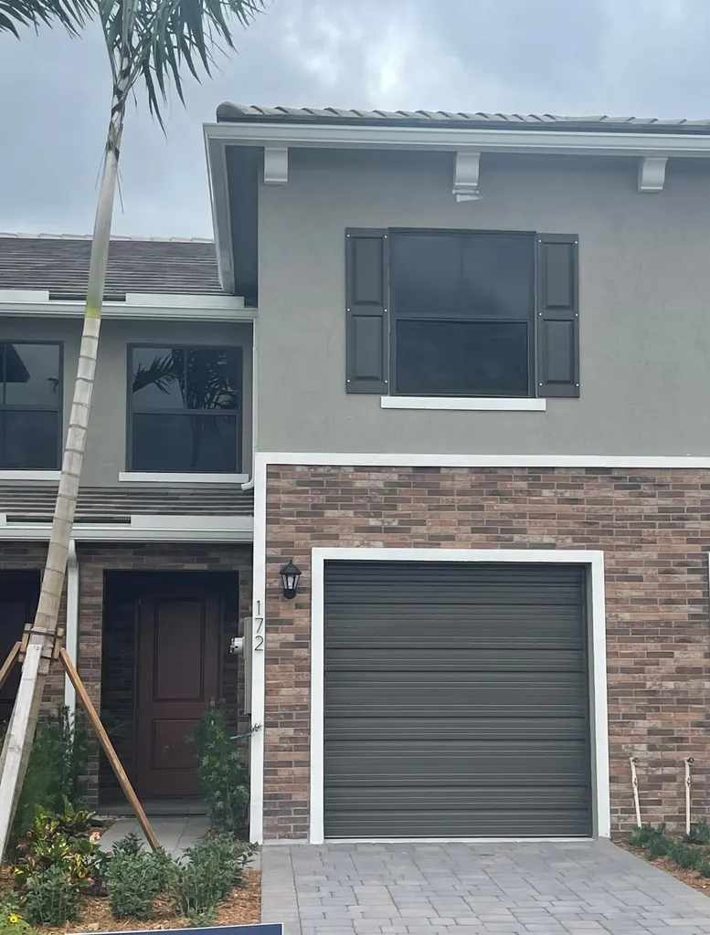 172 SE 5th Court Deerfield Beach FL 33441