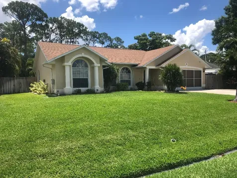 206 SE Crosspoint Drive Port St Lucie FL 34983