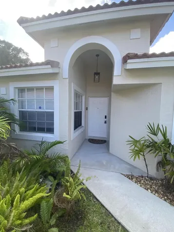 5032 N La Sedona Circle Delray Beach FL 33484