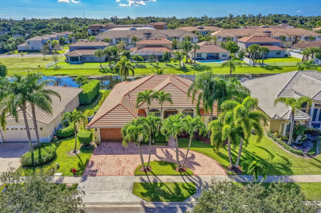 138 Cypress Trace Royal Palm Beach FL 33411