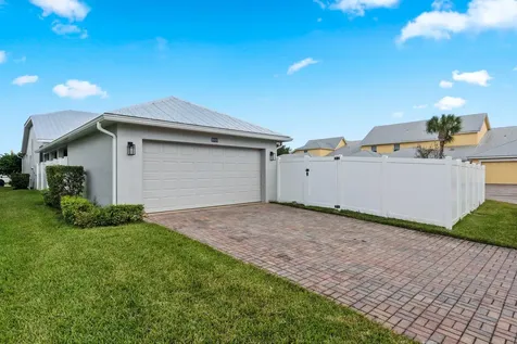 10451 SW Sarah Way Port St Lucie FL 34987