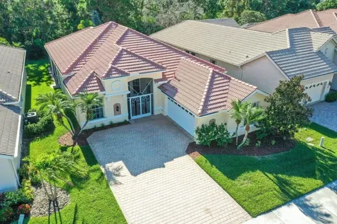 593 SW Lake Charles Circle Port St Lucie FL 34986