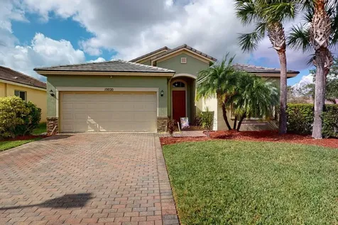 10020 SW Cardigan Circle Port St Lucie FL 34987
