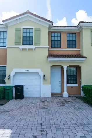 1788 SW Via Rossa Port St Lucie FL 34953