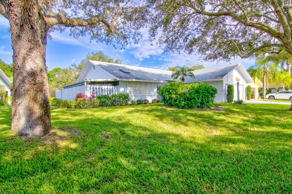 5020 SE Hanson Circle Stuart FL 34997