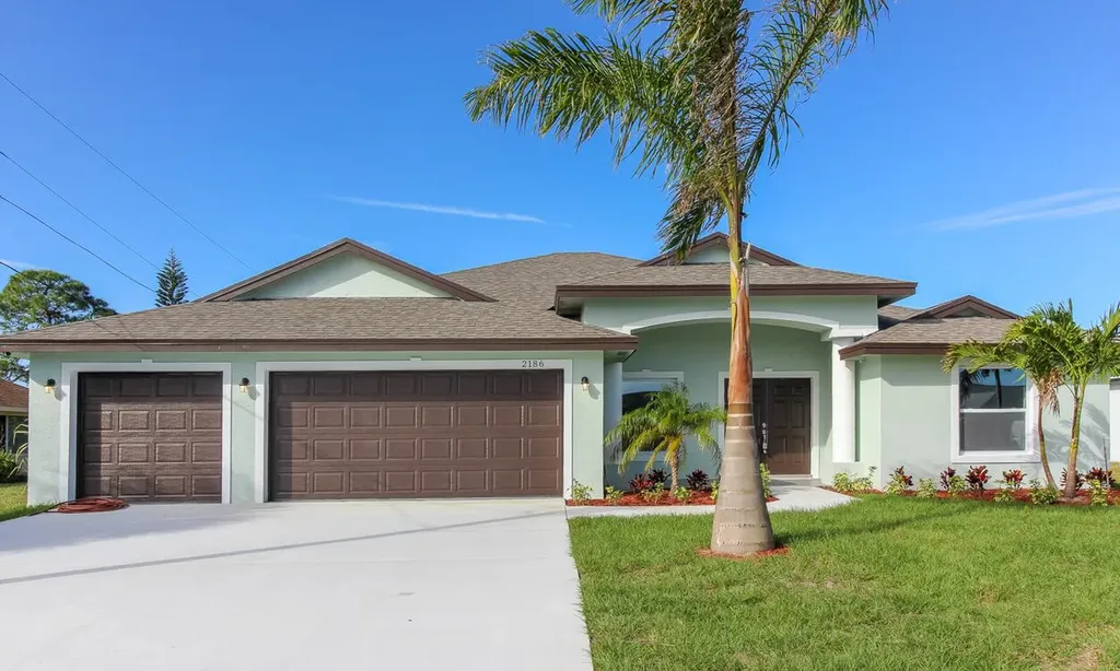 2186 SW Venus Street Port St Lucie FL 34953