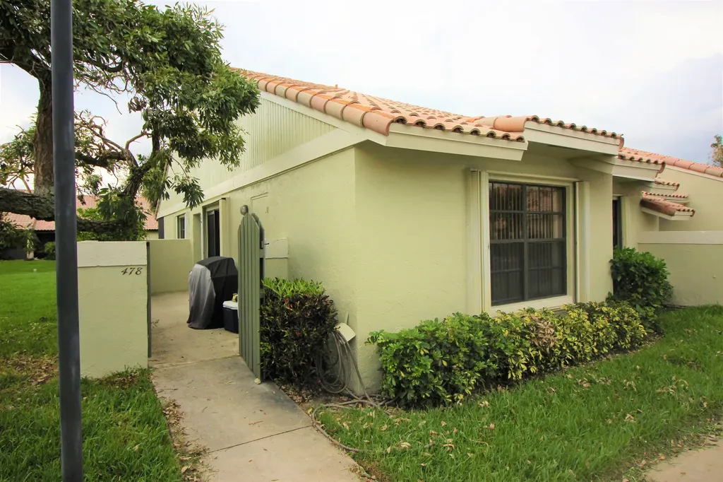 478 Hardwood Place Boca Raton FL 33431