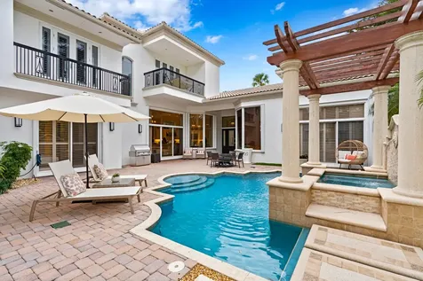 102 Via Verde Way Palm Beach Gardens FL 33418