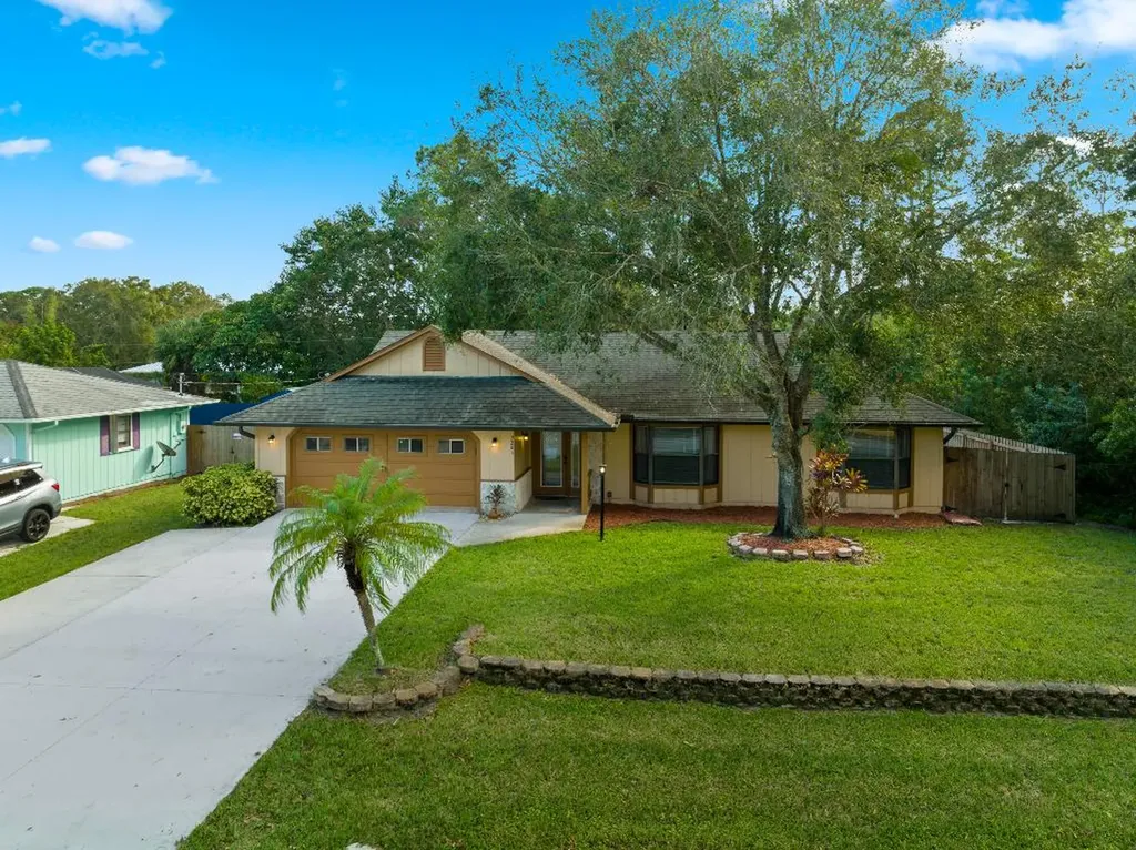 7201 Salerno Road Fort Pierce FL 34951