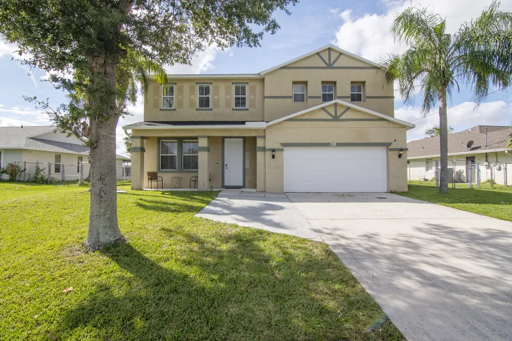 738 SW Dalton Circle Port St Lucie FL 34953