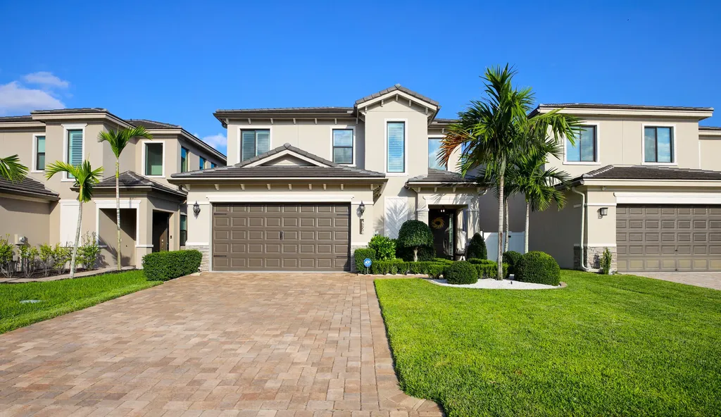 6120 Yerba Buena Court Lake Worth FL 33467