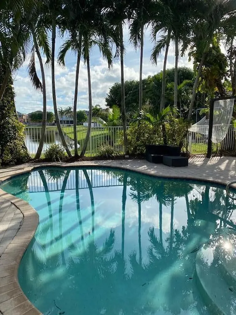 6912 Spider Lily Lane Lake Worth FL 33462