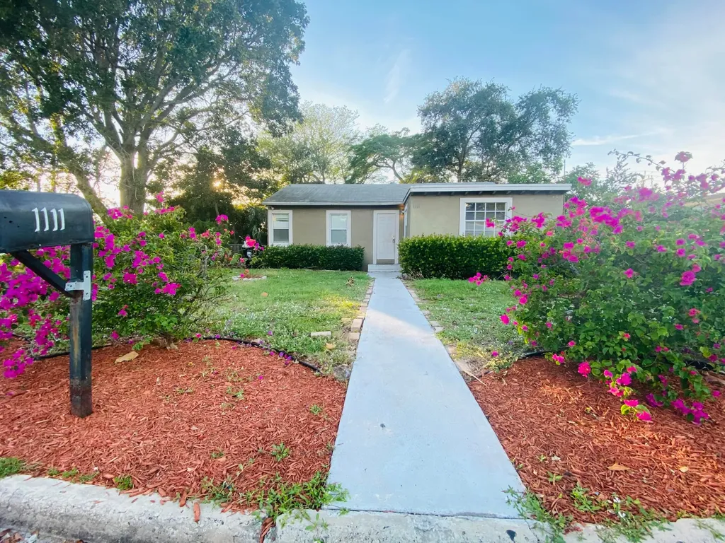 1111 N H Street Lake Worth Beach FL 33460