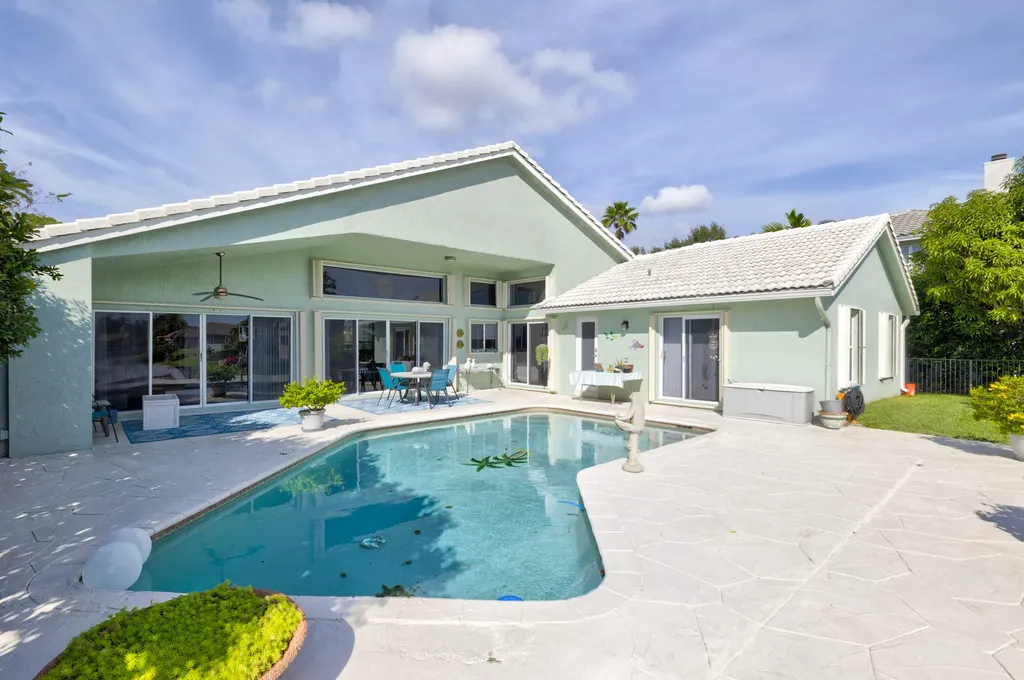 4245 NW 83rd Lane Coral Springs FL 33065