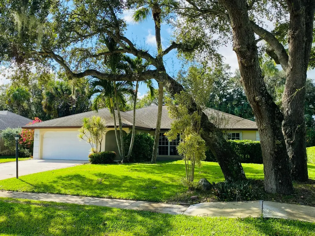 117 40th Court Vero Beach FL 32968