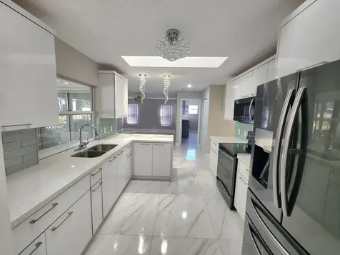 1621 SE Mistletoe Street Port St Lucie FL 34983
