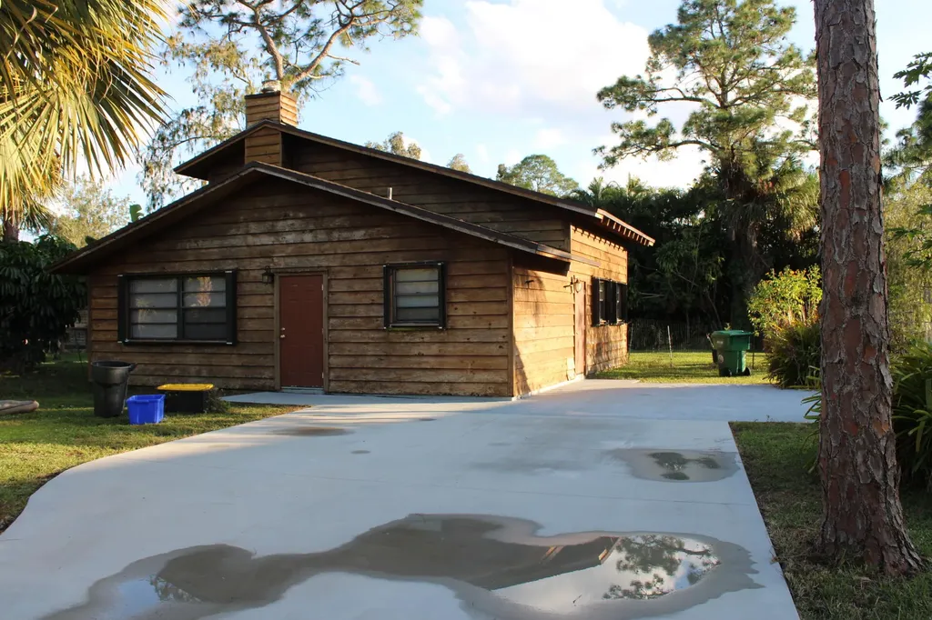 14642 Flamingo Road Loxahatchee FL 33470