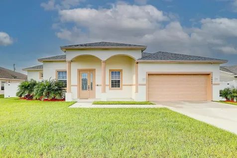 2662 SW Import Drive Port St Lucie FL 34987